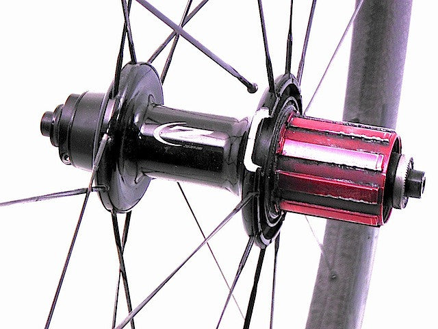 More Zipp repairs! Replacing a Zipp hub with a broken flange.