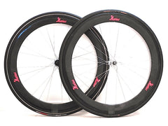 What do sentimental wheel nerds do in their own time? The Zipp 440 rebuild.